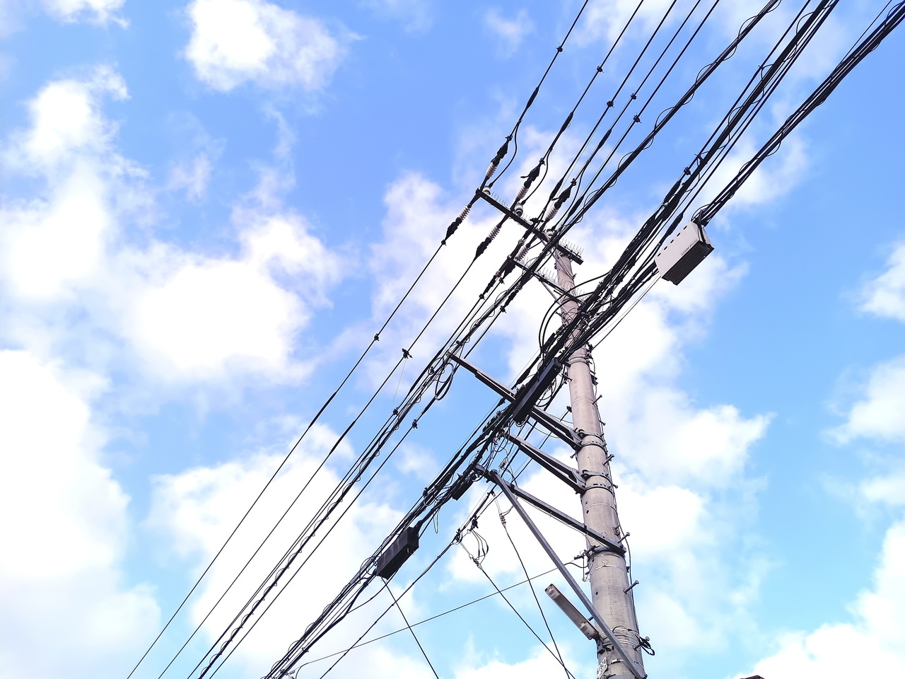 テクノ　配電線工事